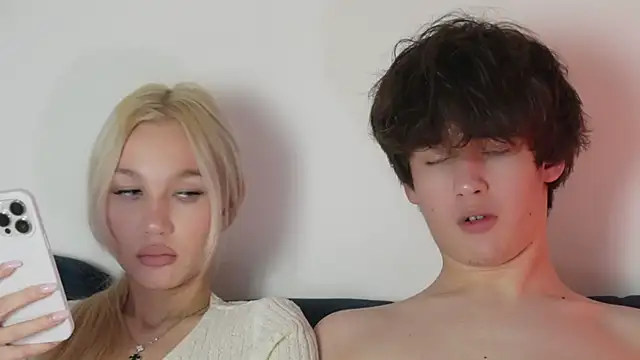 cuteleraay online show from January 2026 10:46:01 PM