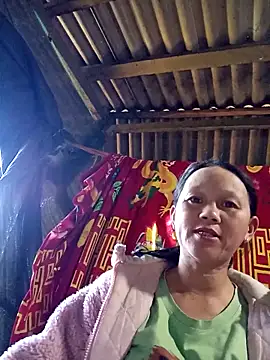 Snapshot of MaiHoa69 chatting on November 2025 02:42:02 AM MaiHoa69 online show from November 2025 02:42:02 AM