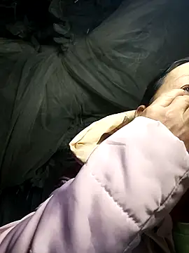 Snapshot of MaiHoa69 chatting on November 2025 08:19:02 PM MaiHoa69 online show from November 2025 08:19:02 PM