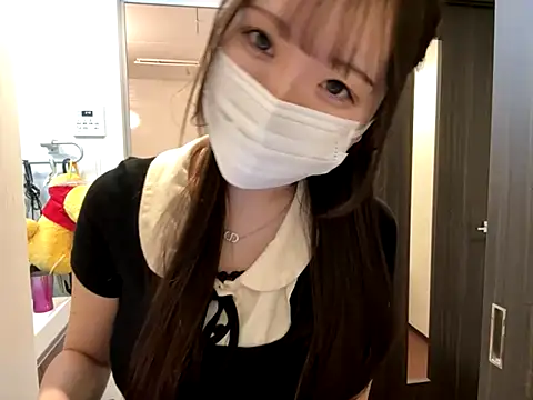 nano-da-u online show from October 2025 05:51:02 PM