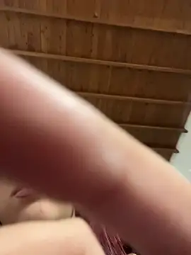 Snapshot of Paulina-Wells chatting on November 2025 09:15:02 PM Paulina-Wells online show from November 2025 09:15:02 PM