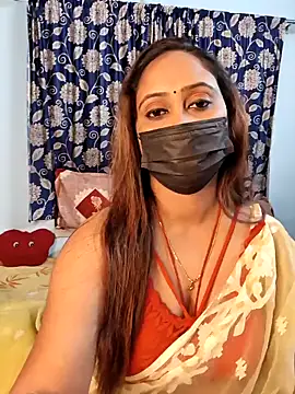 Cute-lusi online show from November 2025 07:47:01 PM