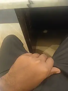 hotboy43339 online show from June 2026 05:56:02 AM