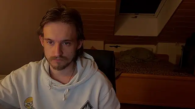 Bez3ybik online show from March 2026 07:30:02 PM