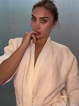 auriangel online show from February 2026 12:25:02 AM