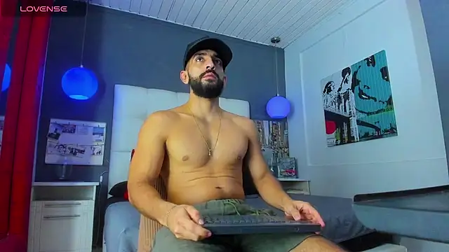 Yiyo10  online show from February 2026 08:46:02 AM