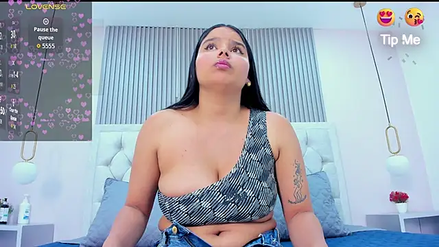 kelsy monroy online show from October 2025 07:56:01 PM