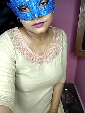 MEERAcle online show from September 2025 10:04:01 PM