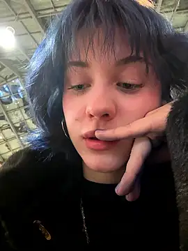 Only April online show from January 2026 04:32:01 PM