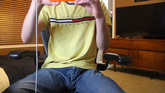 jjjjjfive online show from February 2026 05:17:02 AM