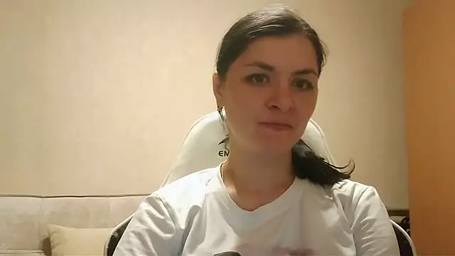 Amanda Soft online show from September 2025 05:37:01 PM