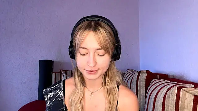 Jetta Corsacami online show from September 2025 09:31:02 AM