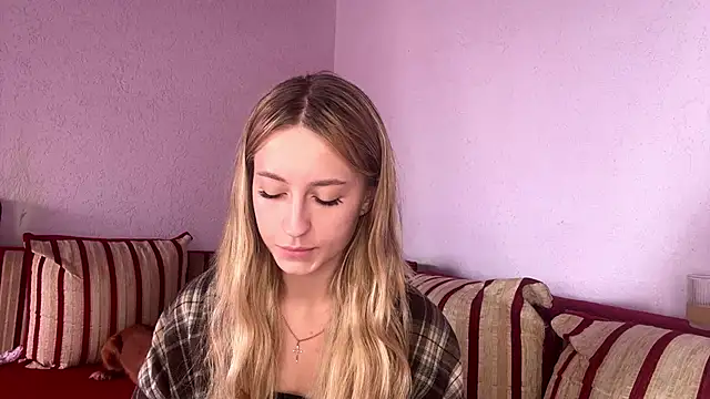 Jetta Corsacami online show from September 2025 01:55:01 PM