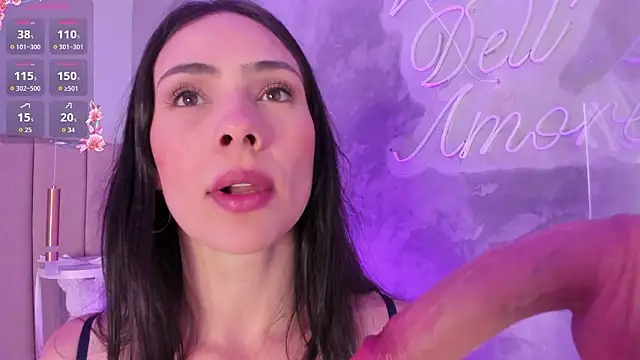 miamonroee  online show from February 2026 10:38:01 AM