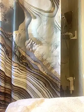 shakeweight online show from March 2026 07:28:01 PM