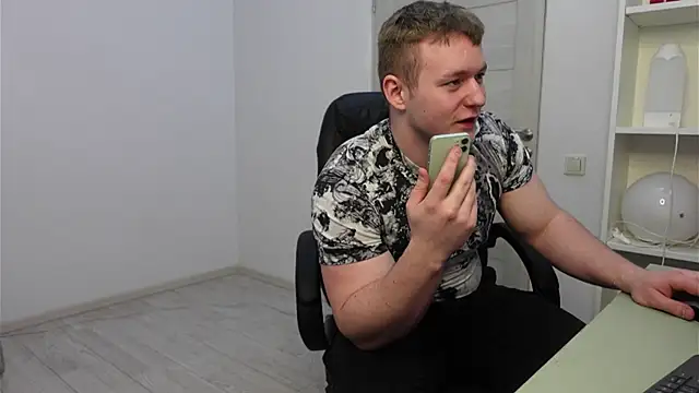 Richard Dullas online show from December 2025 03:30:02 PM