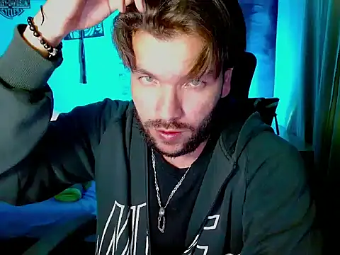 cortelioni massimo  online show from October 2025 02:48:01 AM