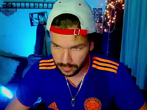 cortelioni massimo  online show from January 2026 10:58:02 PM