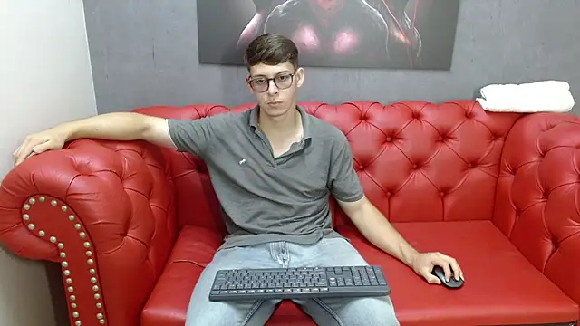 Stuart White online show from September 2025 07:51:02 PM