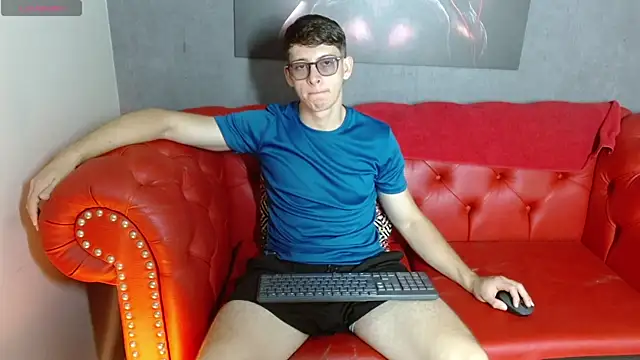Stuart White online show from October 2025 02:28:01 PM