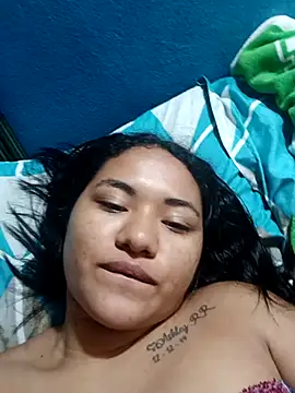 Geral Yeraldyn09 online show from November 2025 01:06:01 AM