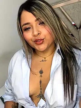 ashley-swift- online show from November 2025 04:56:02 AM