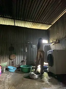 Huong-Ly online show from November 2025 06:35:01 AM