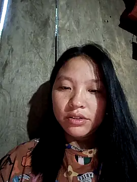 MuiNay online show from October 2025 11:13:02 PM