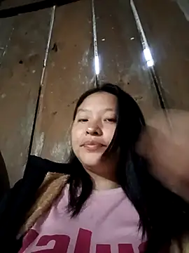 MuiNay online show from November 2025 11:40:01 PM