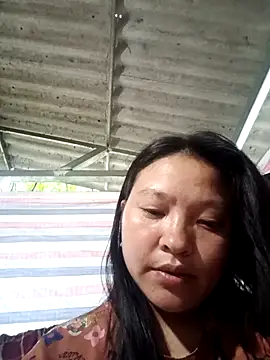 MuiNay online show from November 2025 12:32:02 AM