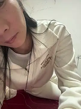 Snapshot of crhong666 chatting on November 2025 12:32:01 AM crhong666 online show from November 2025 12:32:01 AM