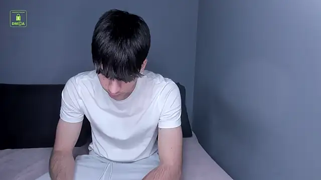 Snapshot of Quentin_Blake chatting on March 2026 06:30:02 AM Quentin Blake online show from March 2026 06:30:02 AM