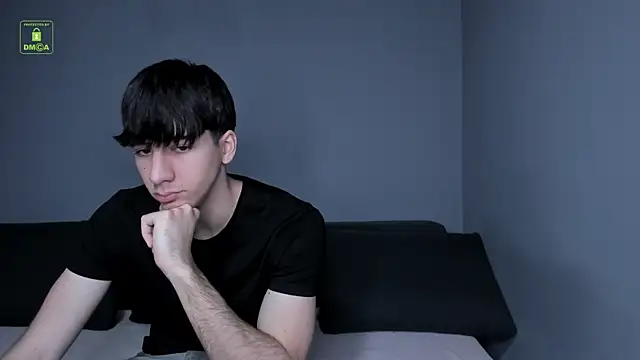 Snapshot of Quentin_Blake chatting on April 2026 05:25:01 AM Quentin Blake online show from April 2026 05:25:01 AM