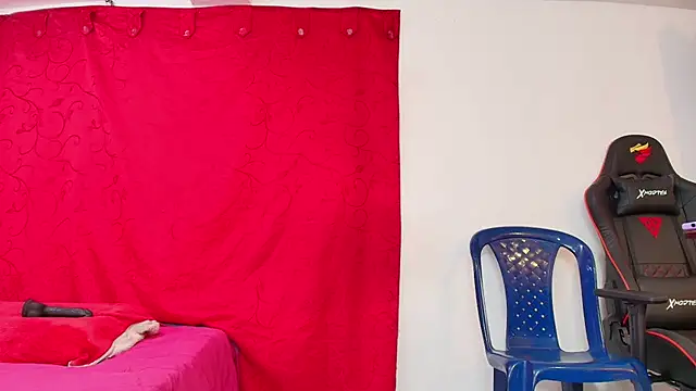 dominant hipss online show from October 2025 03:45:01 PM