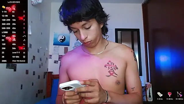 DannyPhantom555 online show from November 2025 06:21:01 PM