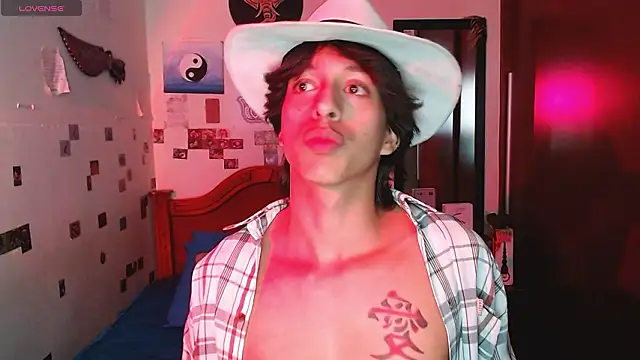 DannyPhantom555 online show from February 2026 09:08:01 PM