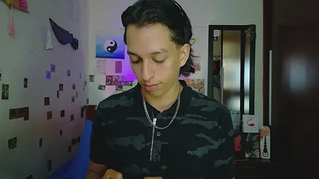 DannyPhantom555 online show from April 2026 09:04:02 PM