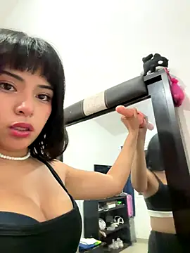 Snapshot of cutieass chatting on September 2025 01:41:02 AM cutieass online show from September 2025 01:41:02 AM