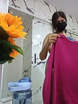 Hott Muskan online show from July 2026 06:21:01 PM