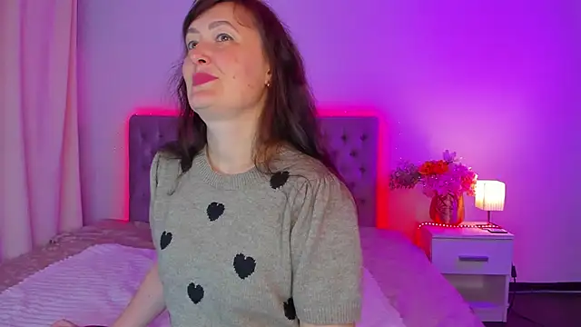 NathalyStars online show from April 2026 12:28:01 PM