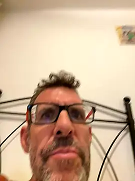 gigolobcn online show from October 2025 02:25:02 PM