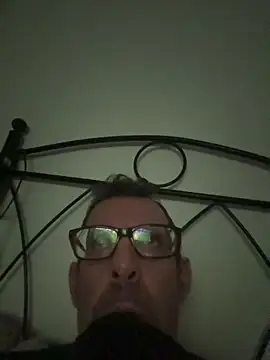 gigolobcn online show from February 2026 09:30:02 PM