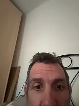 gigolobcn online show from February 2026 09:36:02 AM