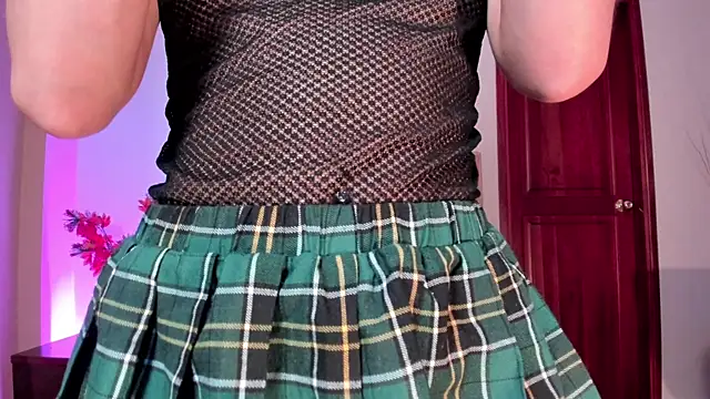 Snapshot of AelinDuvalier chatting on November 2025 01:04:02 AM AelinDuvalier online show from November 2025 01:04:02 AM