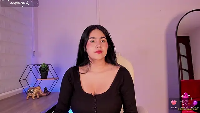 Emma  clark  online show from October 2025 12:27:02 PM