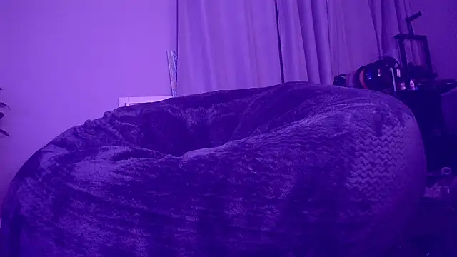 Snapshot of LeeCox chatting on February 2025 02:24:01 PM LeeCox online show from February 2025 02:24:01 PM