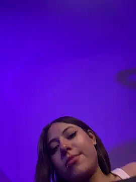 PrettyAmber online show from November 2025 09:38:01 PM