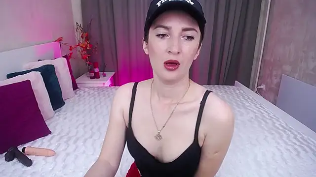 EvelinCuper online show from November 2025 06:22:01 AM