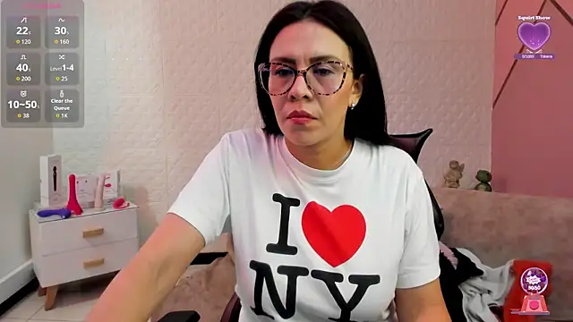 Eva mermaid online show from April 2026 03:01:01 PM