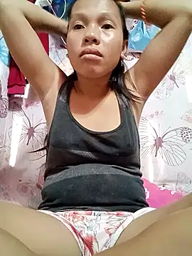 Snapshot of HotNaughtyGirl23 chatting on November 2025 01:06:01 AM HotNaughtyGirl23 online show from November 2025 01:06:01 AM